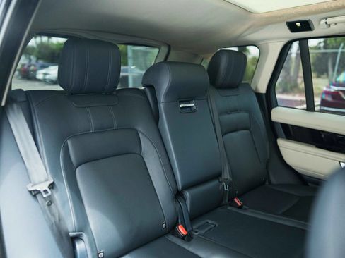 Used 2018 Land Rover Range Rover Supercharged AWD/4WD image 28