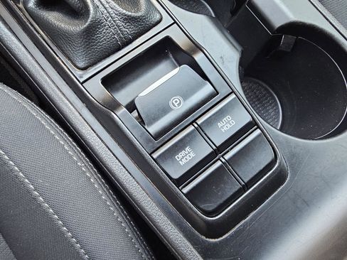 Used 2020 Hyundai Tucson SE w/ Cargo Package image 15