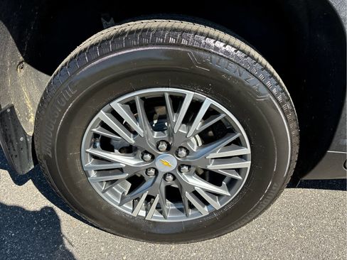 Certified 2024 Chevrolet Traverse LT w/ LPO, Floor Liner Package AWD/4WD image 25