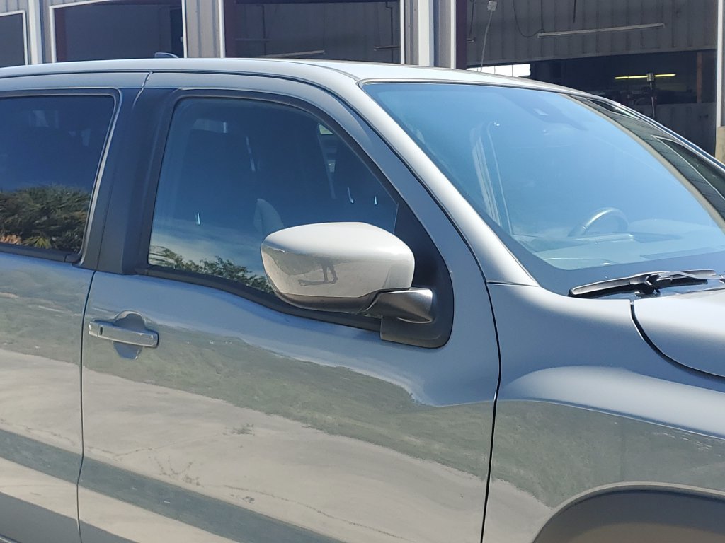 Used 2025 Nissan Frontier PRO-4X w/ Interior Protection Package AWD/4WD image 11