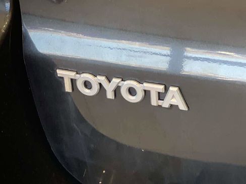 Used 2007 Toyota 4Runner Limited image 11