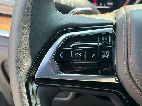 New 2026 Jeep Grand Cherokee Summit AWD/4WD image 18