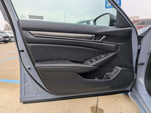 Certified 2022 Honda Accord Sport image 12