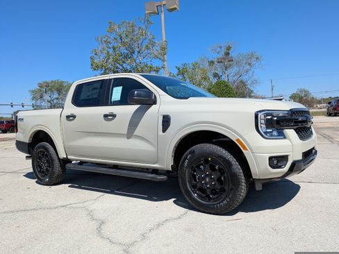 New 2026 Ford Ranger XLT w/ FX4 Off-Road Package AWD/4WD image 2