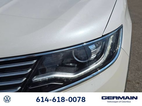 Used 2018 Lincoln MKX Reserve AWD/4WD image 17