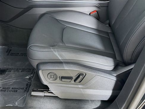 New 2026 Audi Q8 Premium Plus image 20