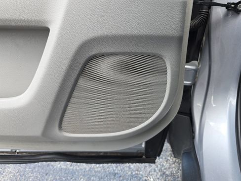 Used 2016 Honda Pilot Touring image 14