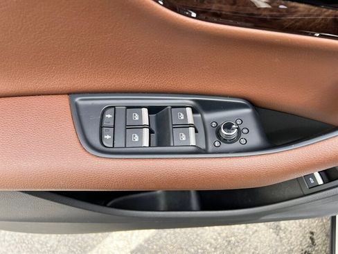 Used 2017 Audi Q7 3.0T Premium Plus w/ Premium Plus Package image 28