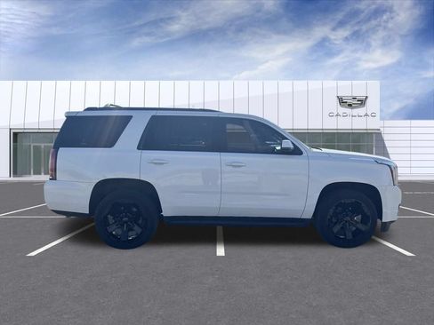 Used 2018 GMC Yukon SLT w/ Premium Edition AWD/4WD image 2