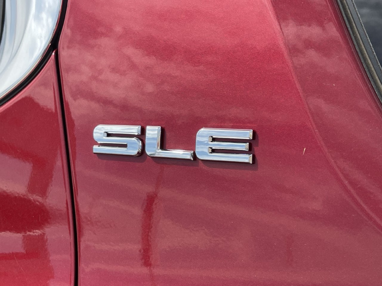 Used 2019 GMC Acadia SLE FWD image 5