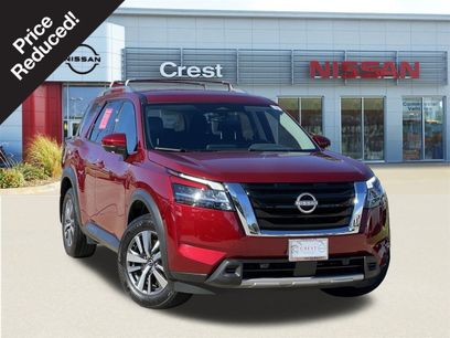 Certified 2024 Nissan Pathfinder SL