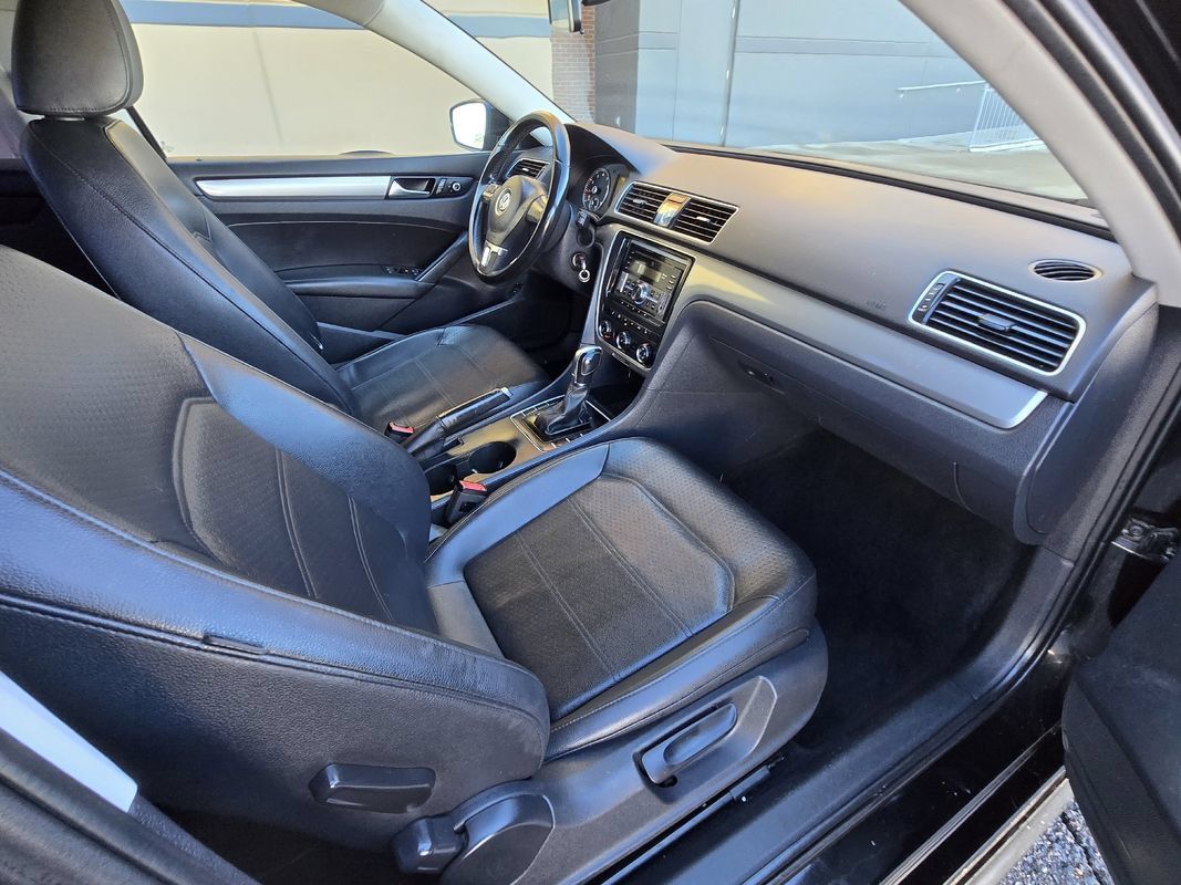 Used 2014 Volkswagen Passat 2.5 S FWD image 28