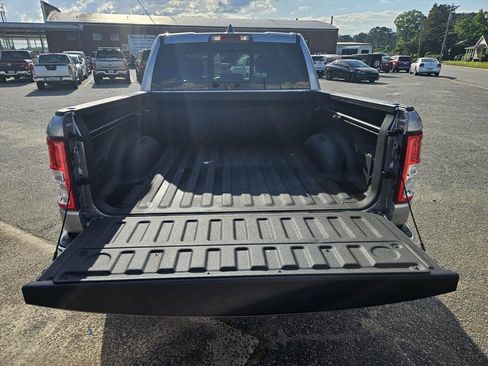 Used 2022 RAM 1500 Big Horn AWD/4WD image 11