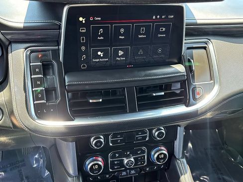 Used 2024 GMC Yukon SLT AWD/4WD image 13