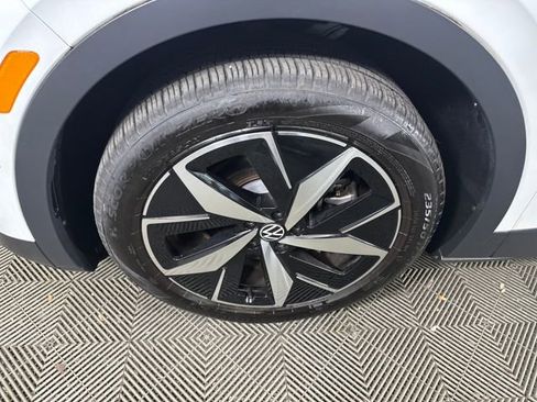 Used 2023 Volkswagen ID.4 S image 10