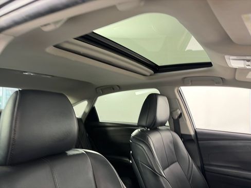 Used 2014 Toyota Avalon XLE Touring FWD image 31