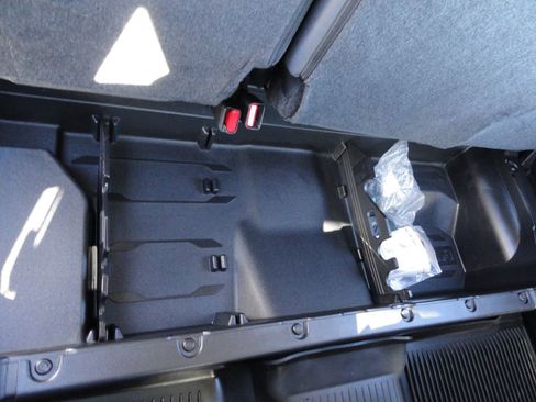 Used 2024 Toyota Tundra SR5 image 9