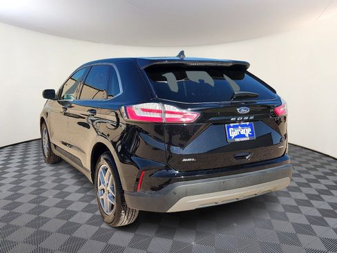 Used 2023 Ford Edge SEL image 3