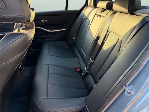 Used 2025 BMW 330i Sedan image 14