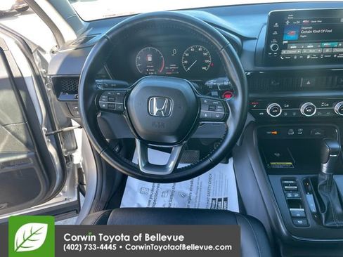 Used 2025 Honda CR-V EX-L image 13
