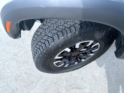 Certified 2024 Nissan Frontier PRO-4X w/ Pro Convenience Package image 24