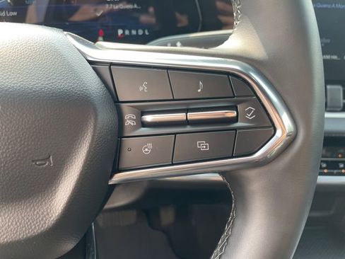 Used 2025 Chevrolet Equinox LT image 30