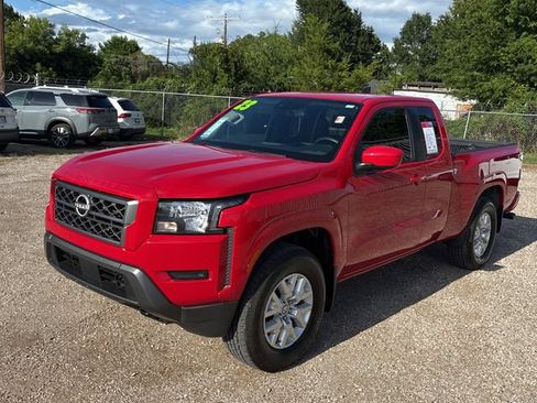Used 2023 Nissan Frontier SV w/ Tow Package AWD/4WD image 1