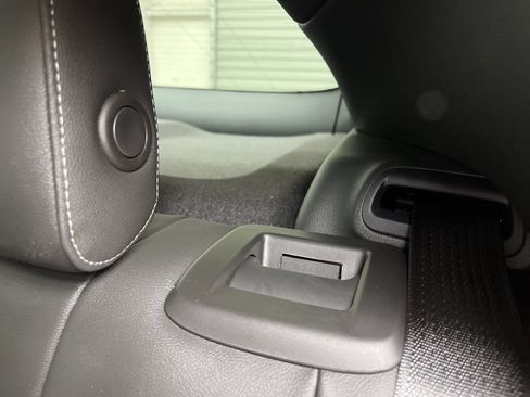New 2026 Buick Envista Sport Touring w/ Convenience I Package FWD image 24