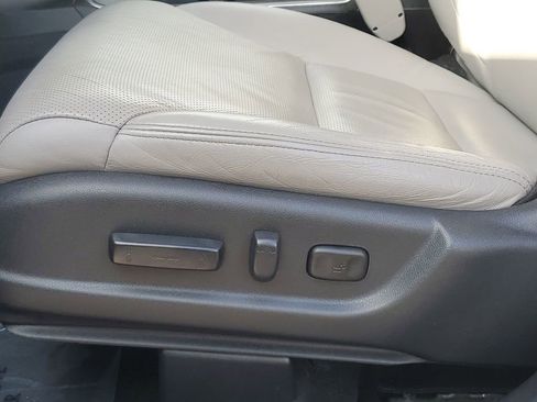 Used 2016 Honda CR-V Touring image 28