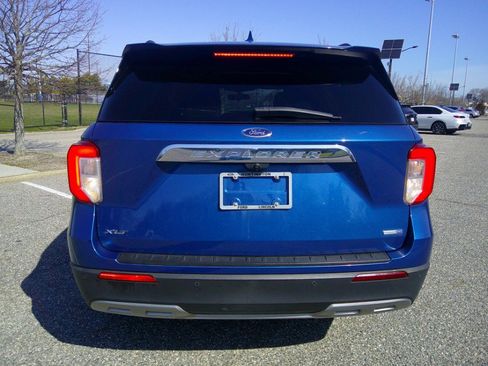 Used 2020 Ford Explorer XLT w/ Equipment Group 202A image 14