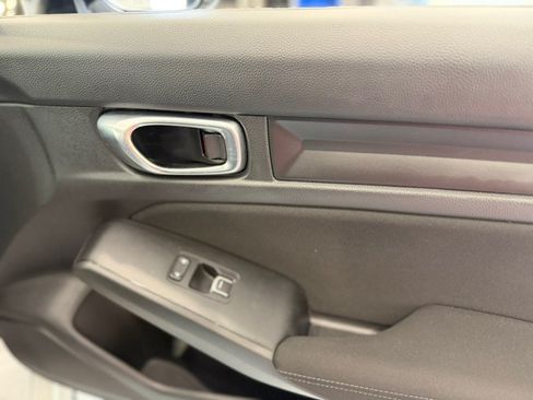 Used 2025 Honda Civic Sport image 18