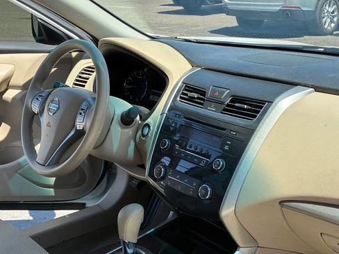 Used 2014 Nissan Altima 2.5 S FWD image 20