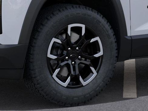 New 2026 Chevrolet Equinox ACTIV AWD/4WD image 28