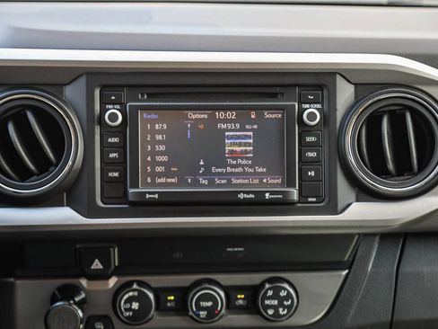 Used 2019 Toyota Tacoma SR5 RWD image 14