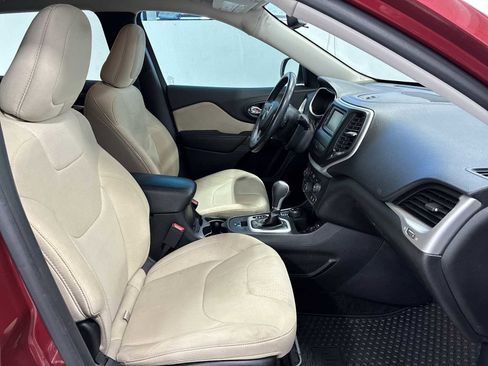 Used 2015 Jeep Cherokee Latitude w/ Cold Weather Group image 24