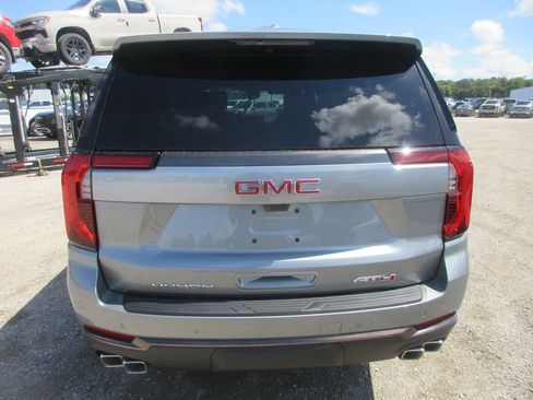 New 2026 GMC Yukon XL AT4 Ultimate AWD/4WD image 5