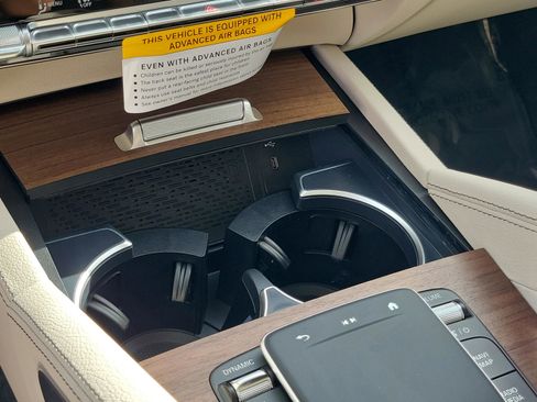 New 2026 Mercedes-Benz GLS 450 4MATIC image 18