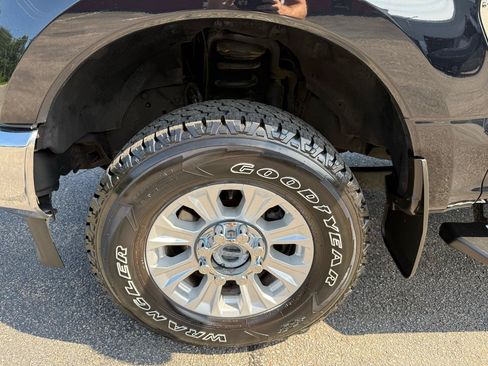 Used 2021 Ford F350 XL w/ STX Appearance Package AWD/4WD image 5