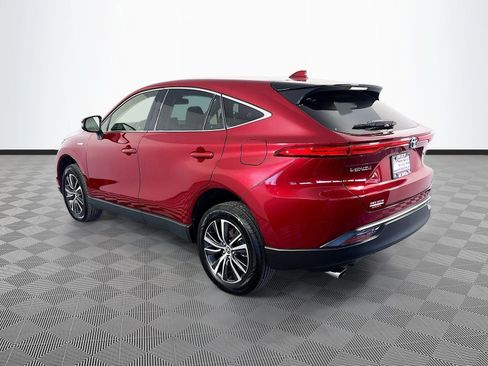 Used 2021 Toyota Venza LE AWD/4WD image 5