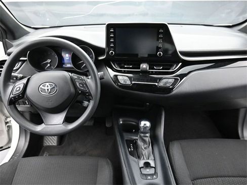 Used 2019 Toyota C-HR XLE image 12