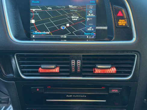 Used 2015 Audi SQ5 Premium Plus w/ Technology Package image 33