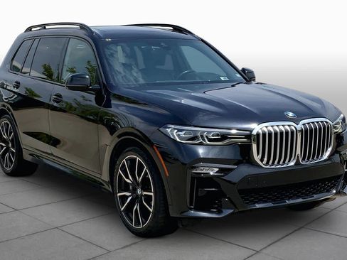 Used 2020 BMW X7 xDrive40i w/ M Sport Package AWD/4WD image 2