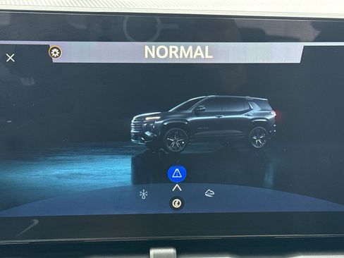 Used 2026 Chevrolet Equinox LT w/ Convenience Package II AWD/4WD image 35