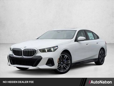 New 2026 BMW 530i xDrive AWD/4WD image 1