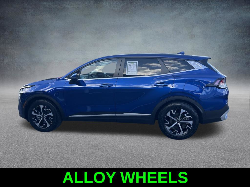 Used 2025 Kia Sportage EX FWD image 8