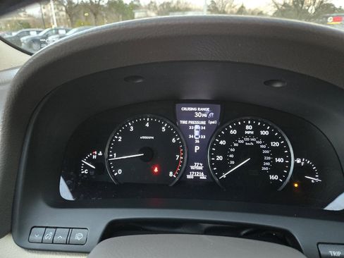 Used 2015 Lexus LS 460 w/ Comfort Package image 30