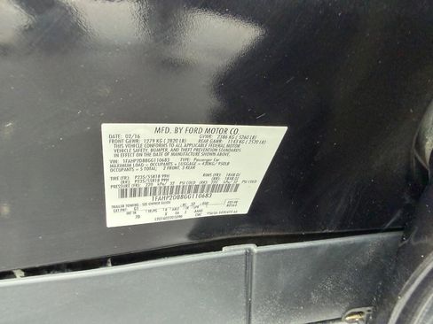 Used 2016 Ford Taurus SE image 21