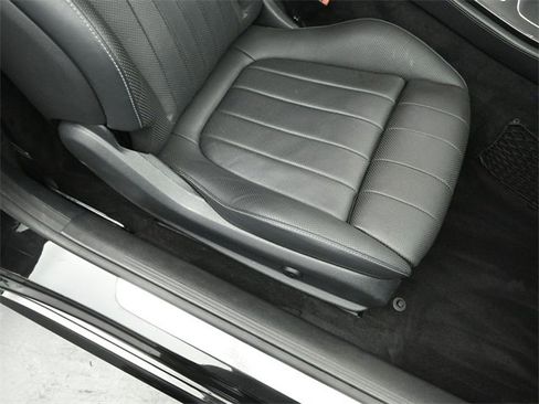 Used 2020 Mercedes-Benz E 450 4MATIC Cabriolet image 28