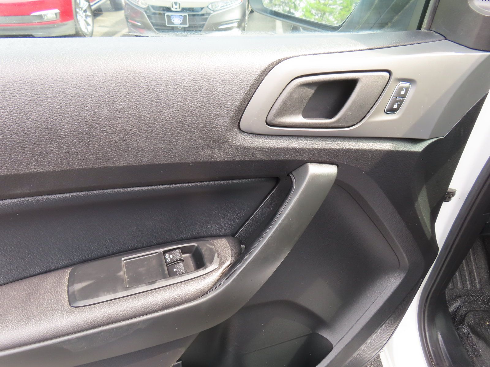 Used 2020 Ford Ranger XL w/ Equipment Group 101A Mid RWD image 16
