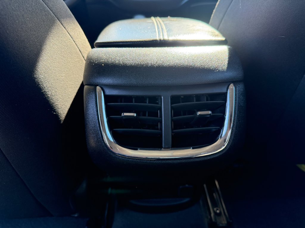 Used 2024 Chevrolet Malibu LT FWD image 12